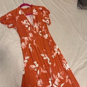 Elegant Blue Maxi Dress with Flowing Silhouette